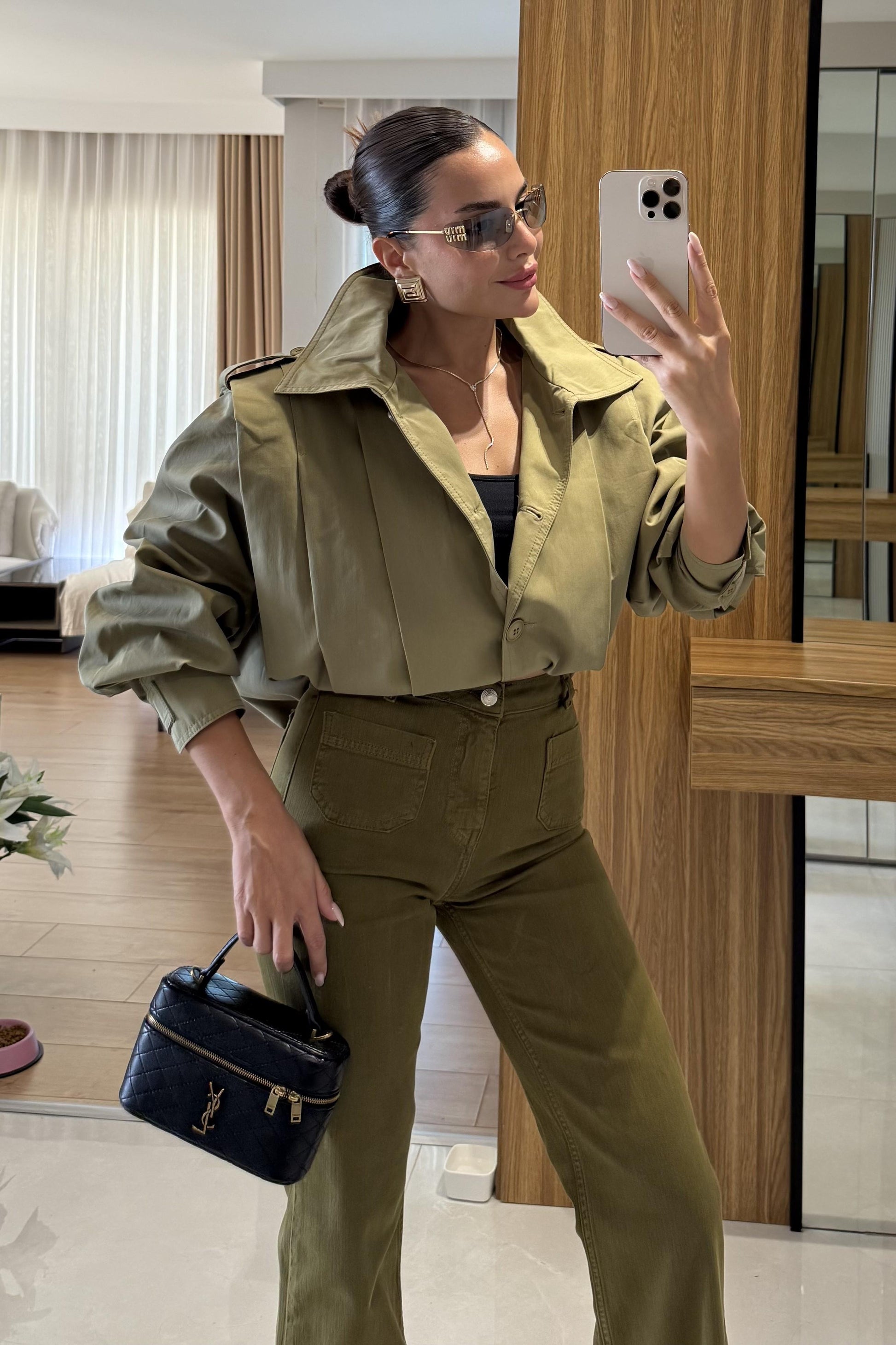 Clara Haki Pile Detaylı Kısa Ceket