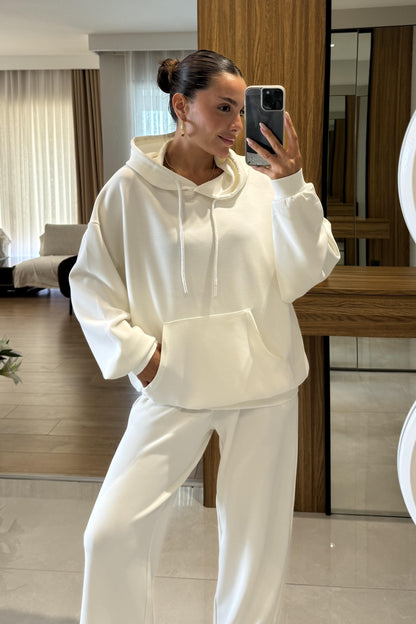 Dania Beyaz Oversize Kapüşonlu Eşofman Takımı