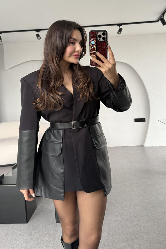 Diego Deri Detaylı Kemerli Blazer