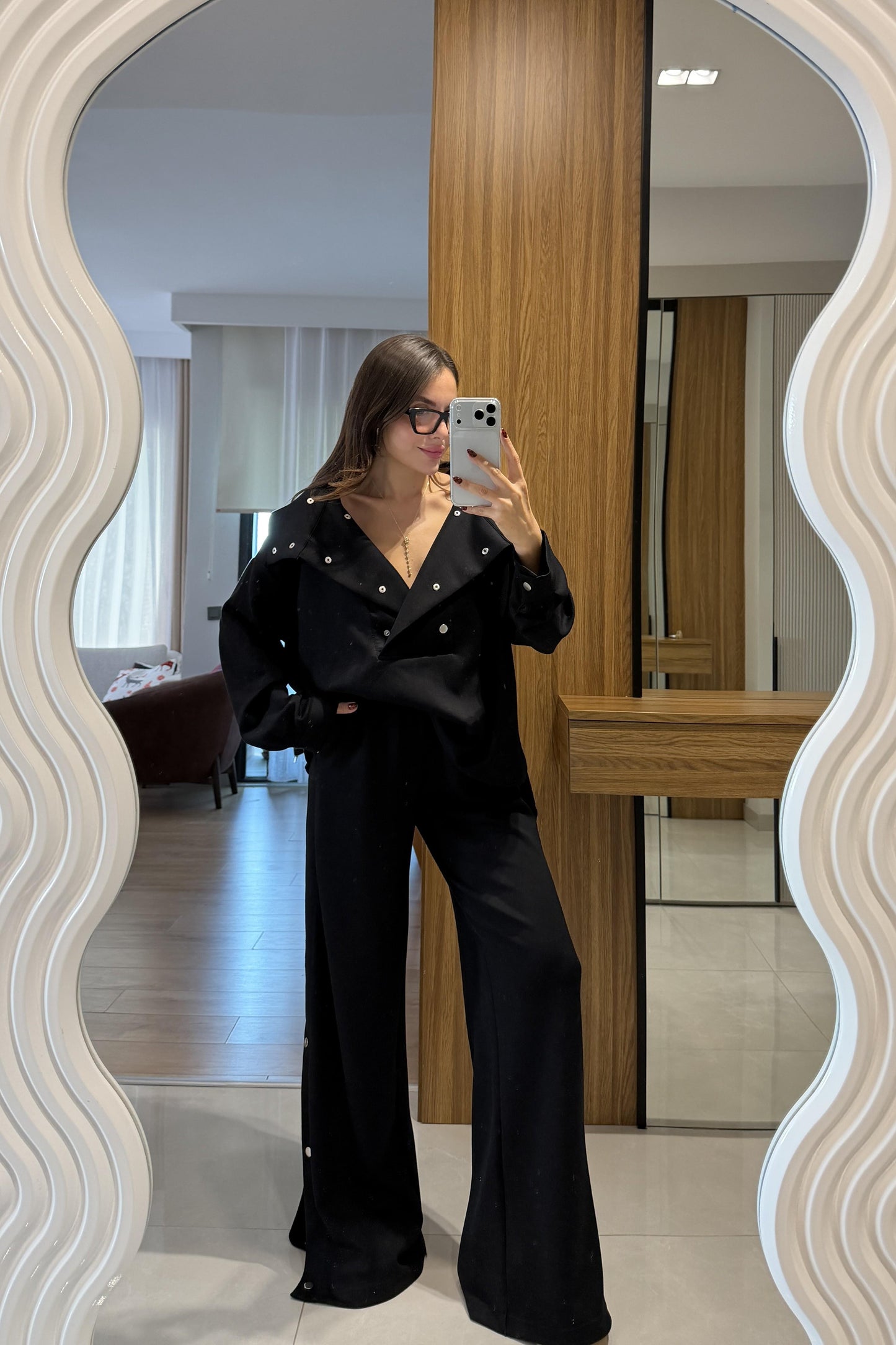 Elara Siyah Modal Çıtçıt Detaylı Takım