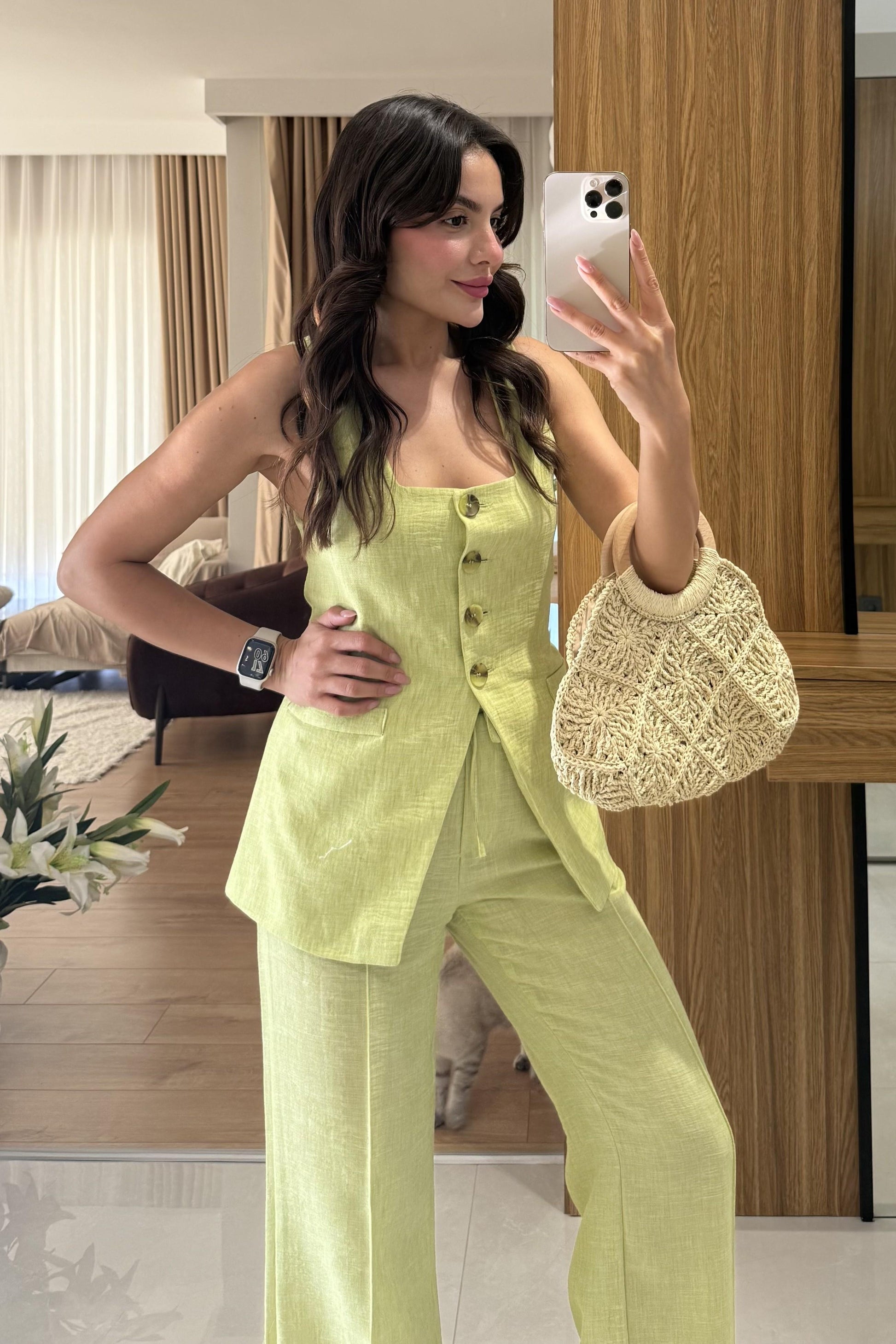 Elyor Fıstık Yeşili Yelekli Takım