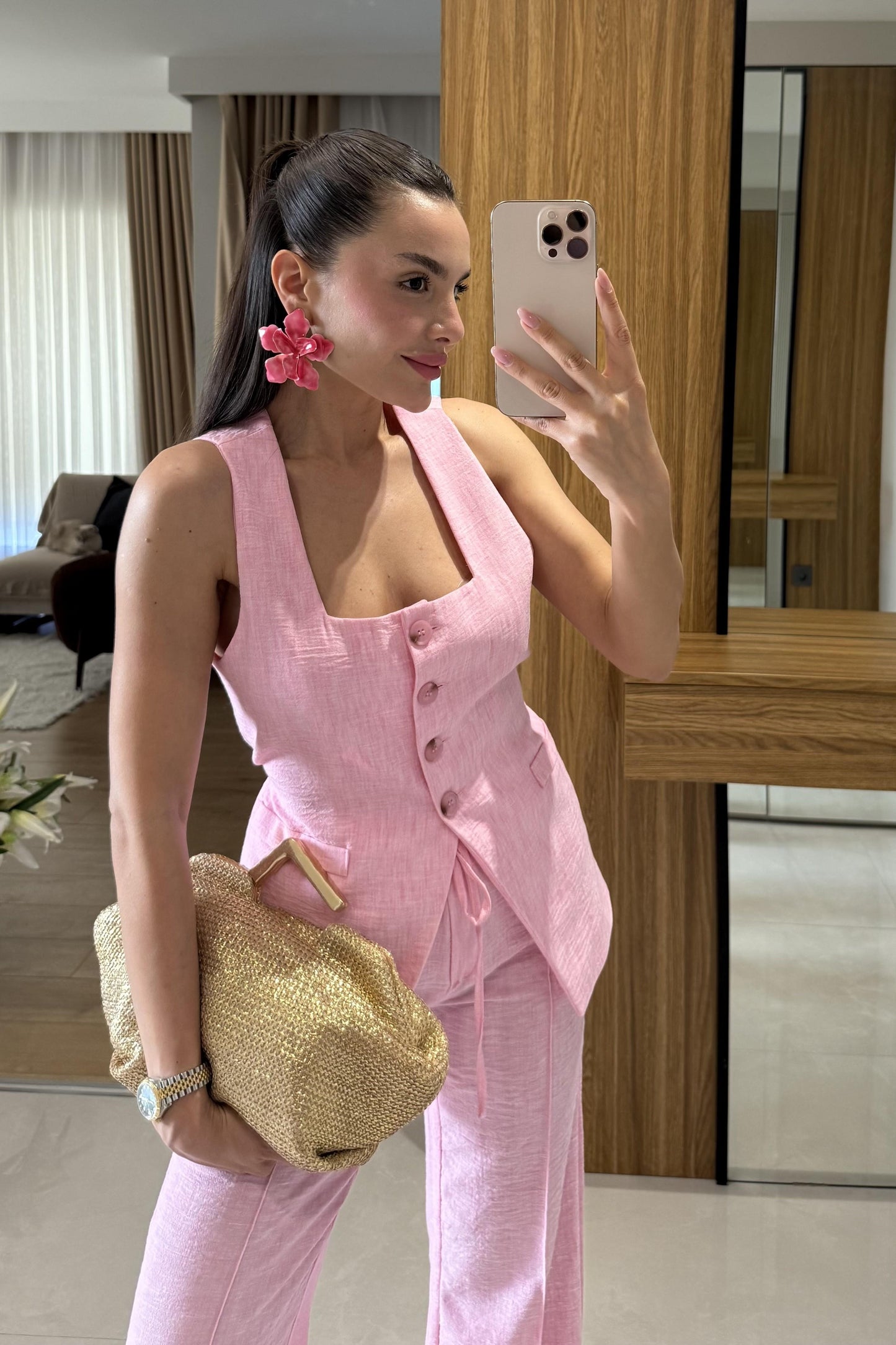 Elyor Pembe Yelekli Takım