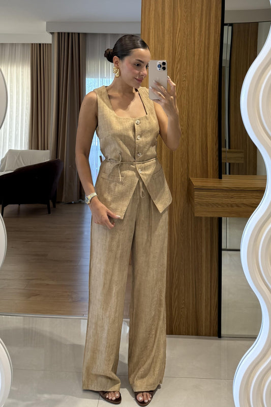 Emmy Karamel Yelekli Takım