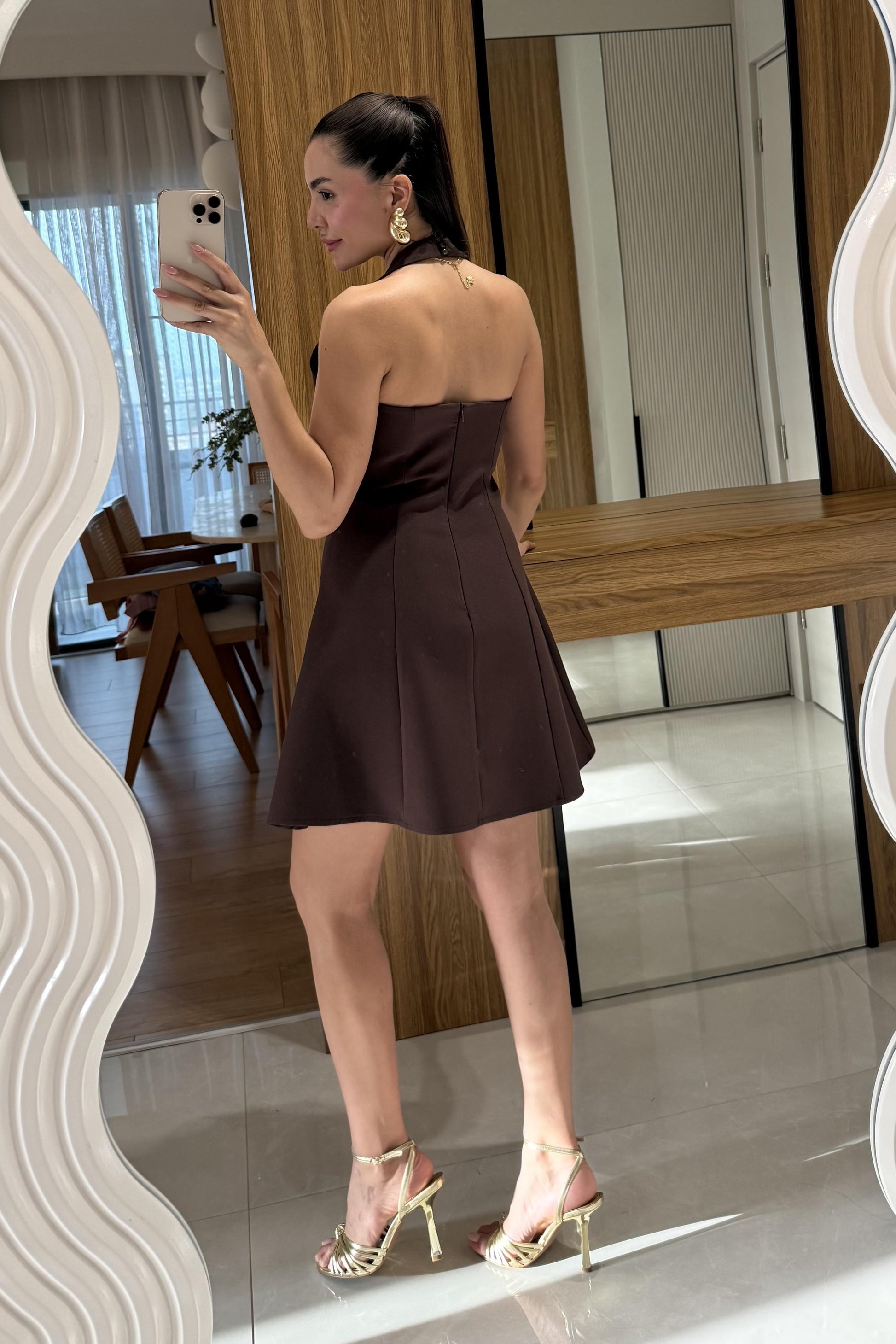 Farella Acı Kahve V Yaka Boyundan Bağlamalı Elbise