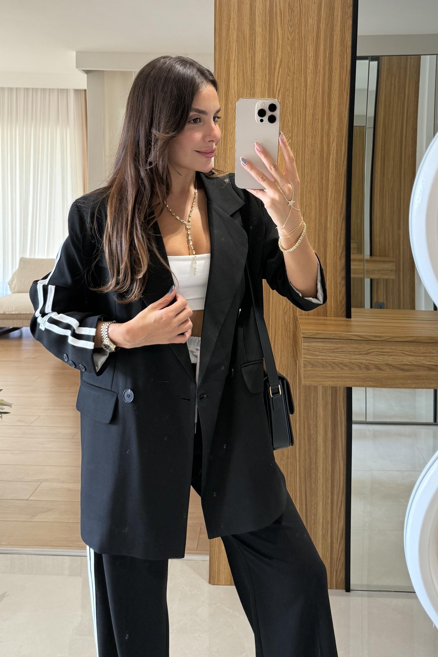 Fisher Siyah Kenarları Şeritli Blazer