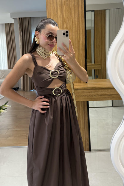 Fleur Aksesuarlı Kahve Elbise