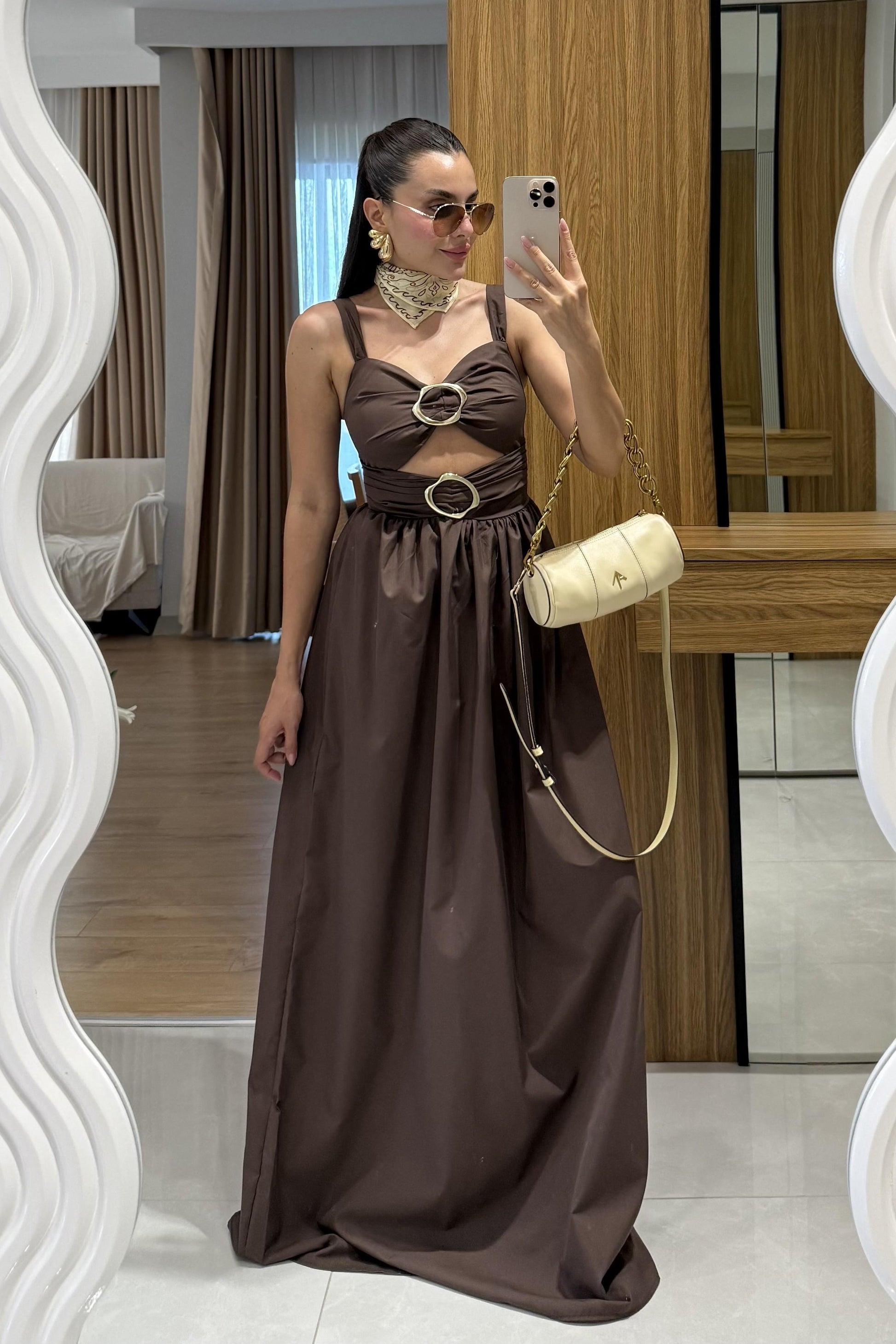 Fleur Aksesuarlı Kahve Elbise