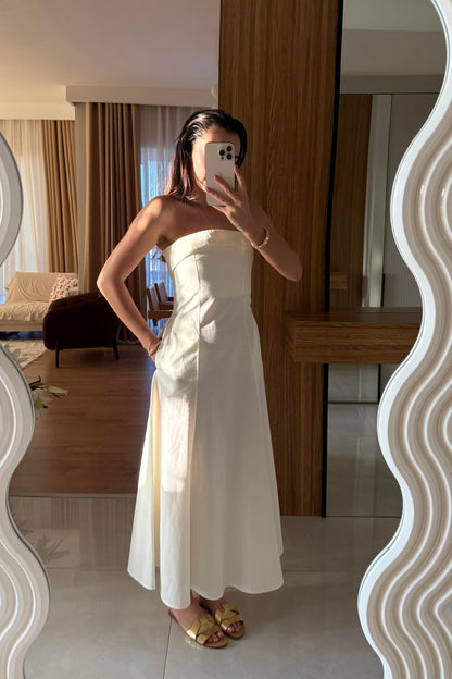 Jolina Beyaz Straplez Cepli Çan Elbise