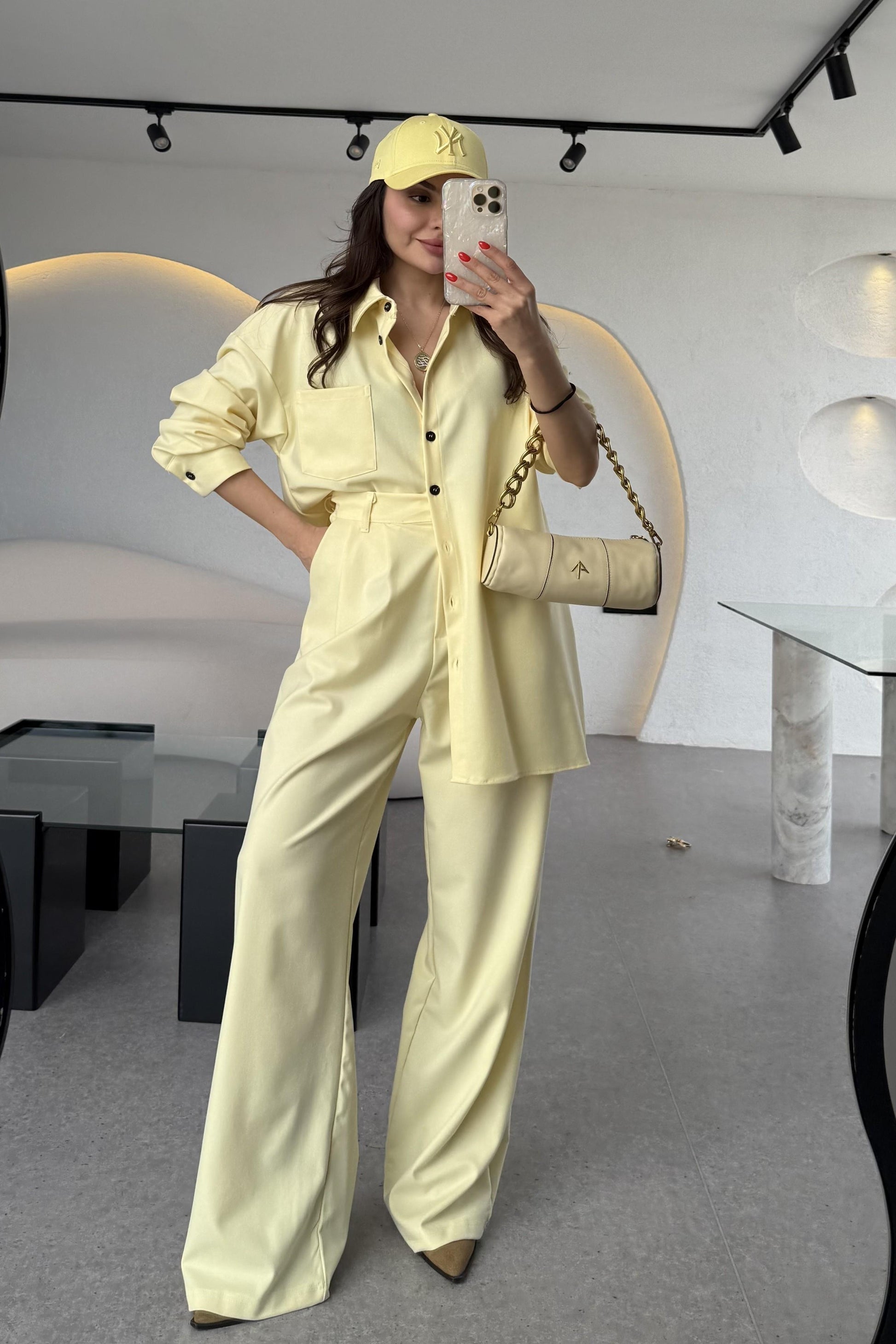 Fragile Sarı Gömlekli Takım