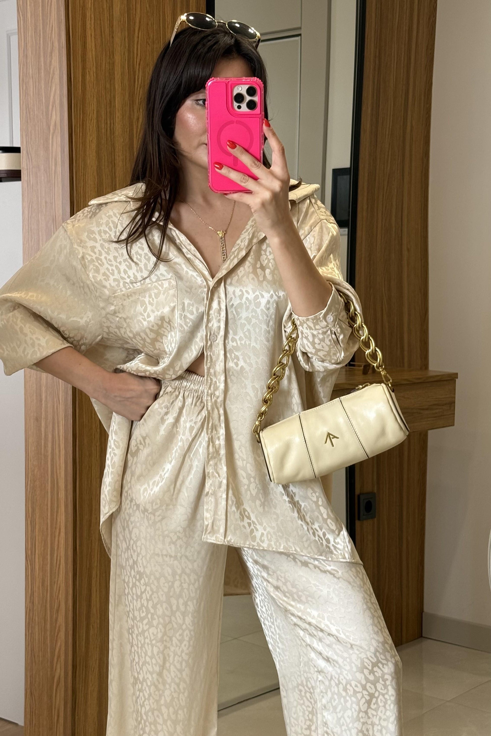 Galie Taş Saten Dokulu Takım