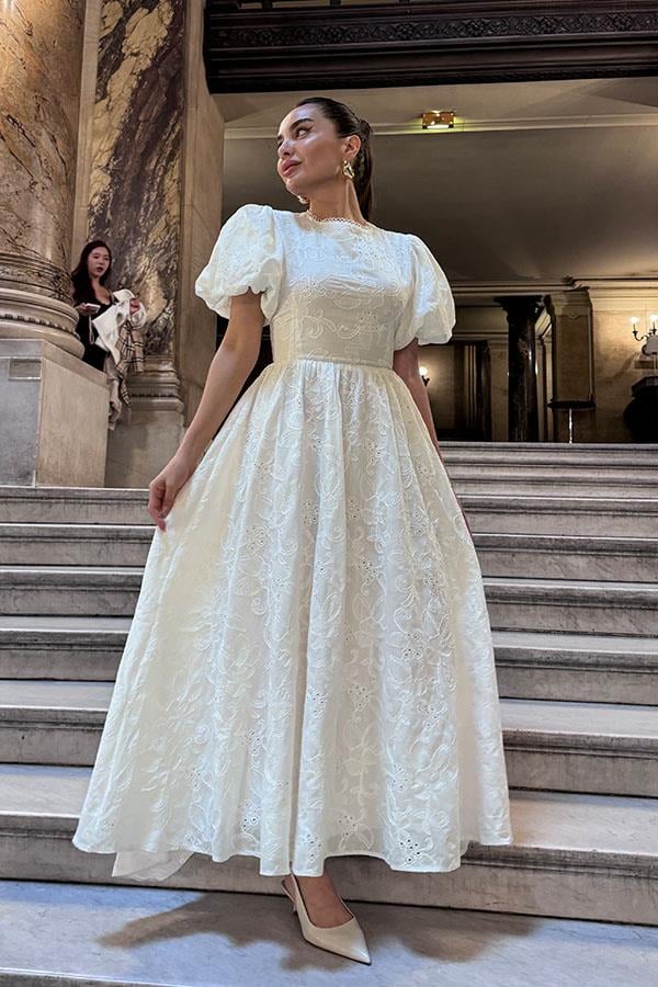 Garnier Sırt Dekolteli Fisto Elbise