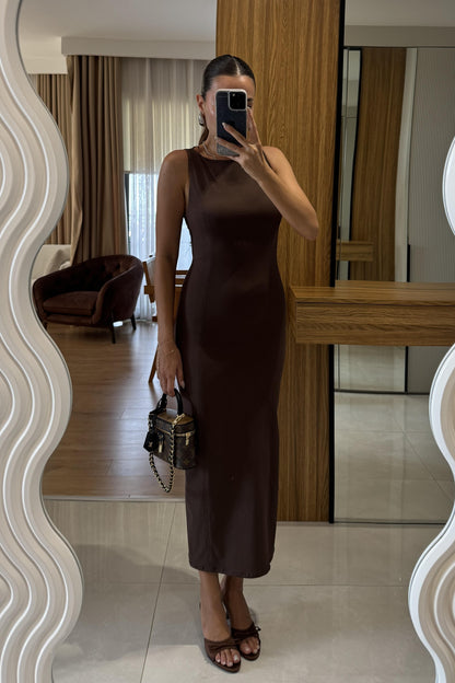 Germany Kahve Vücuda Oturan Maxi Elbise
