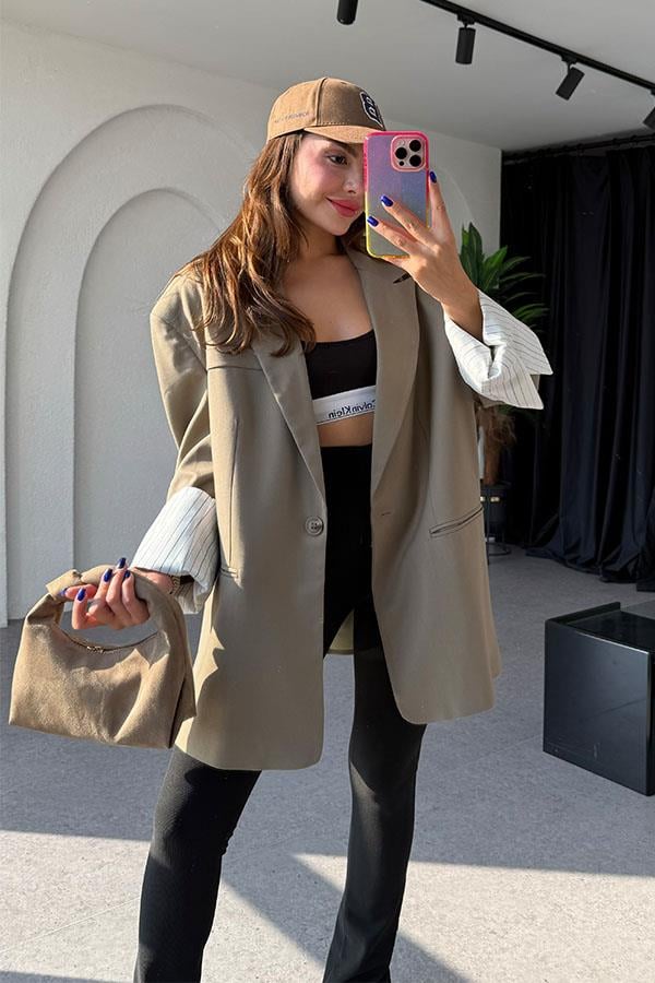 Ginevra Bilek Detaylı Oversize Vizon Ceket