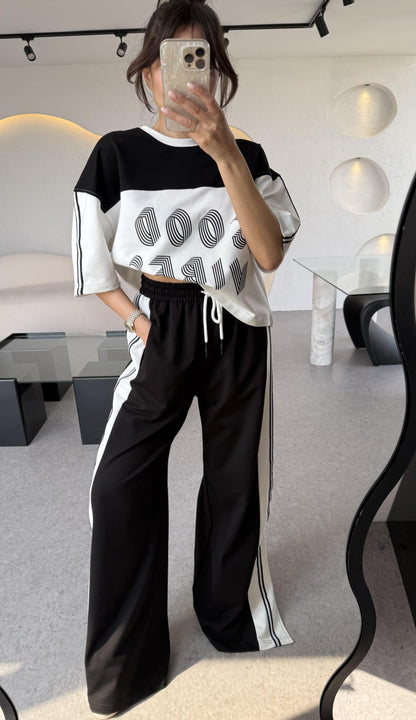 Good Vibes Siyah Şeritli Takım