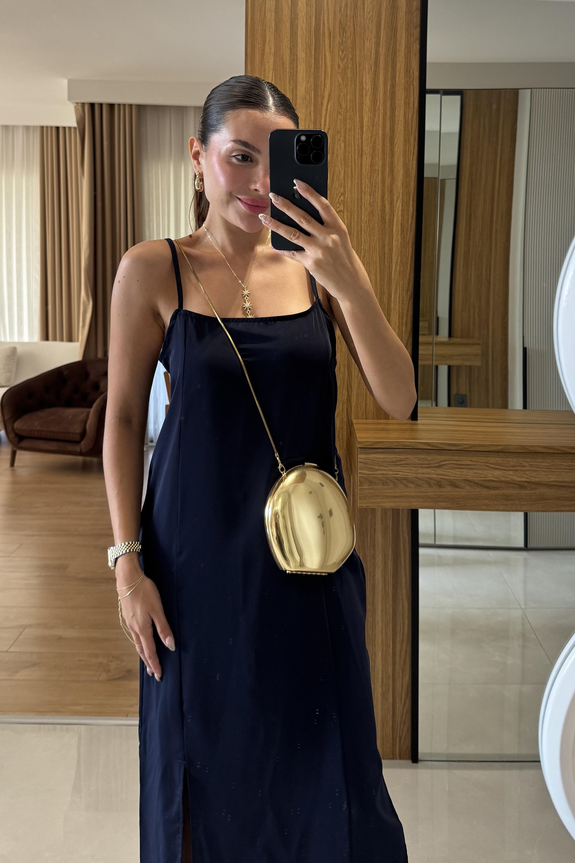 Gown Lacivert Askılı Yırtmaçlı Elbise