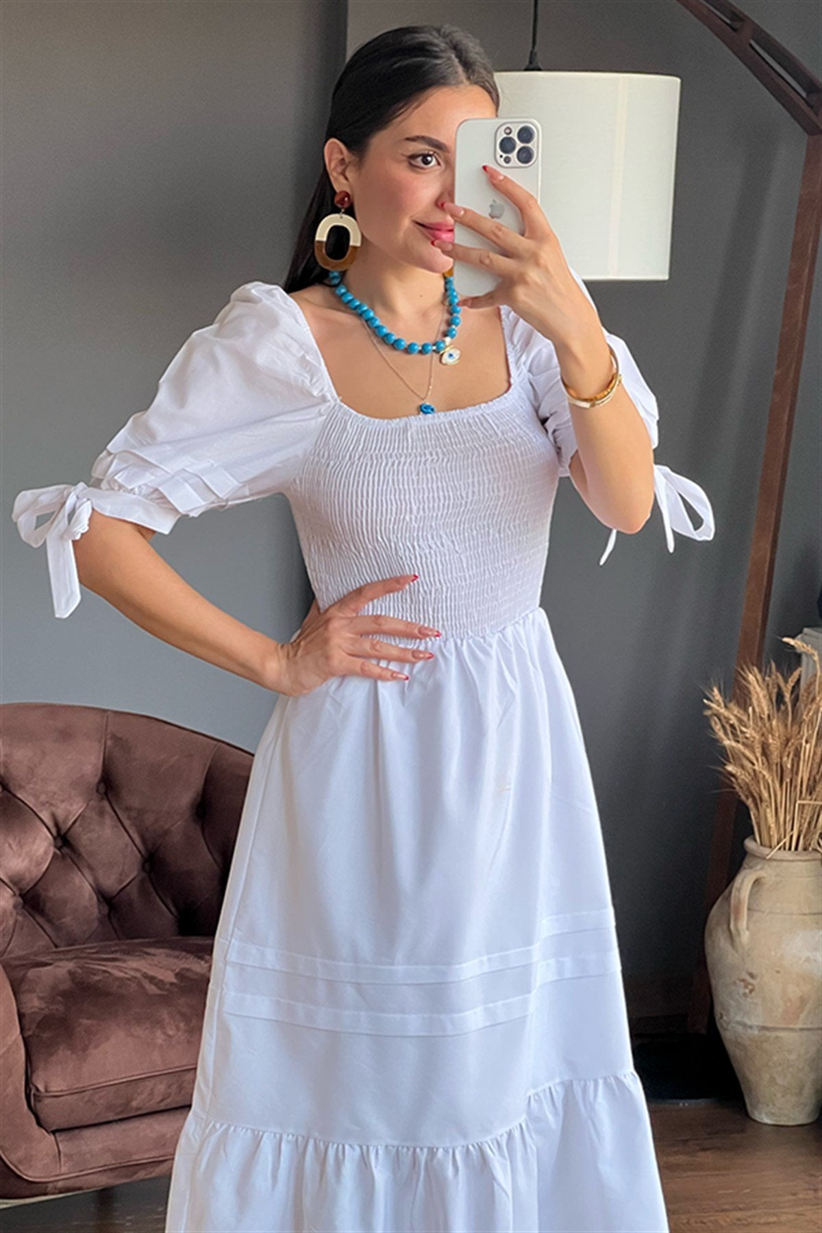 Grazia önü gipeli beyaz çan elbise