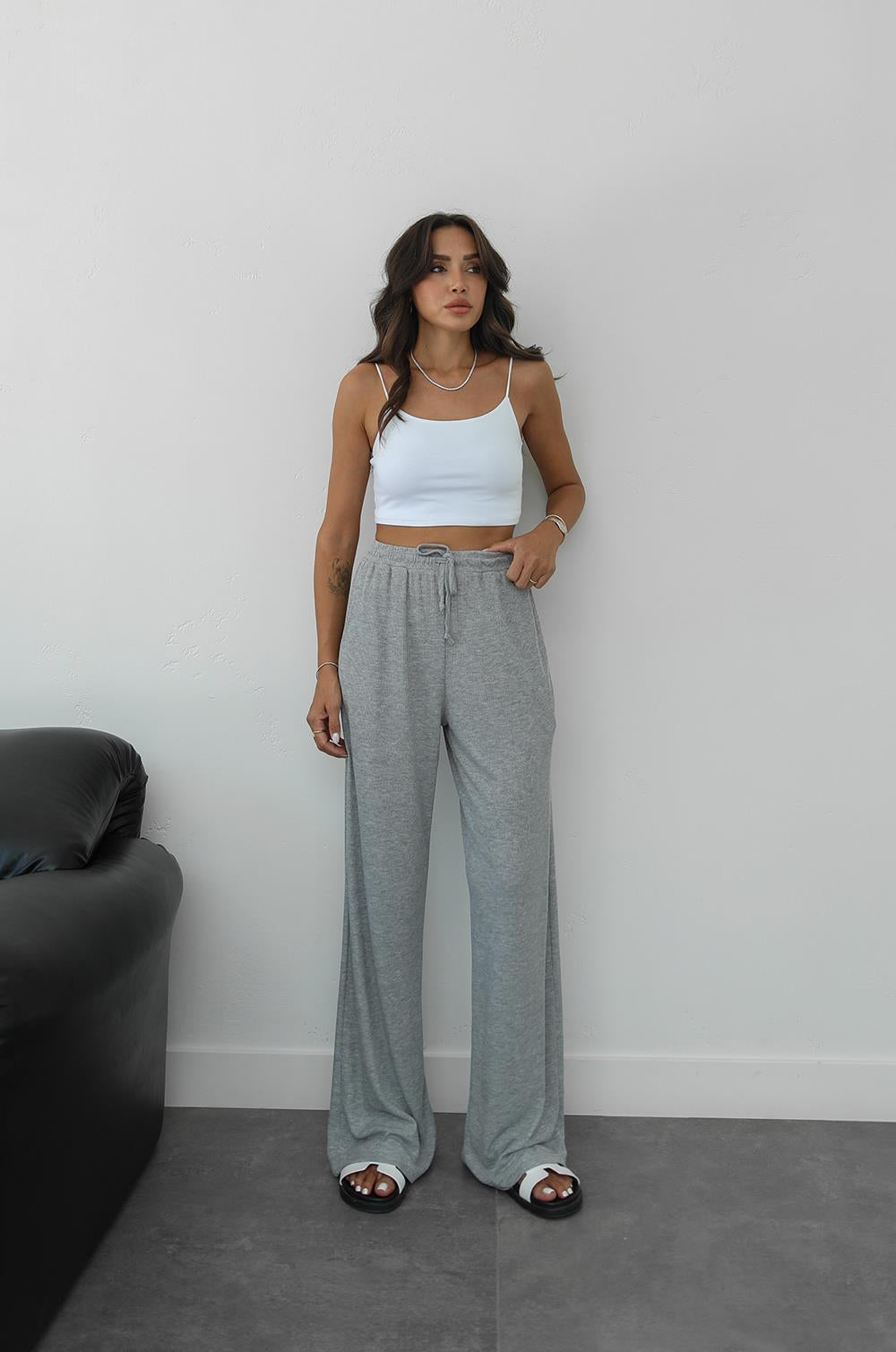 GRI FITILLI BELI LASTIKLI PANTOLON