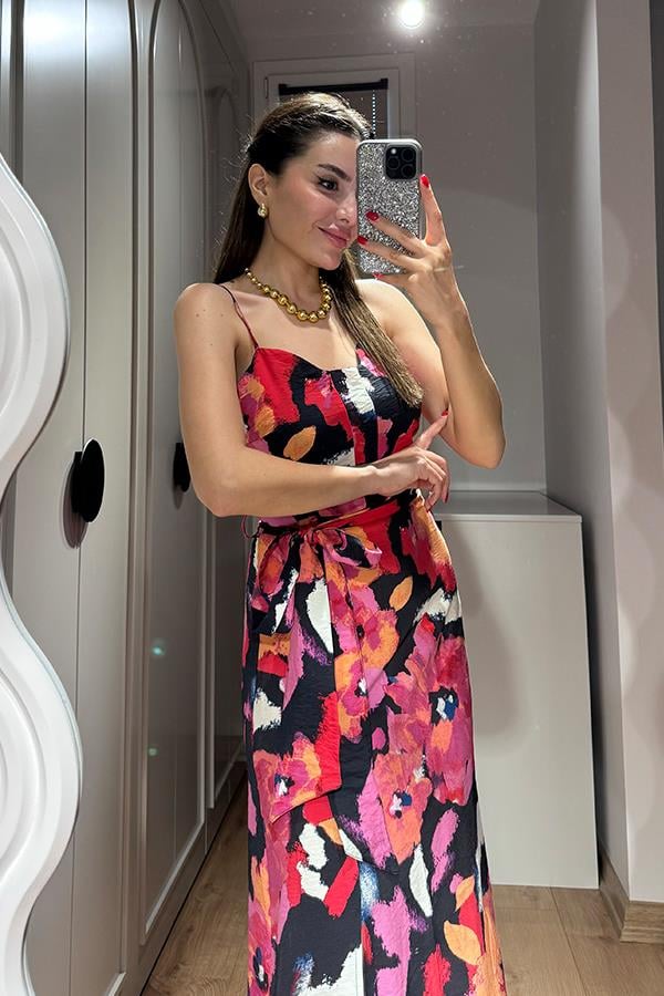 Hallen Çiçek Desenli Renkli Elbise