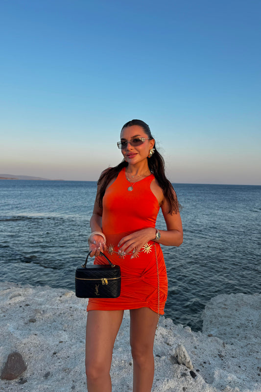Isla Turuncu Vücudu Saran Mini Elbise