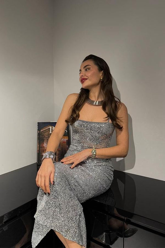 Julieta İnce Askılı Payetli Silver Elbise
