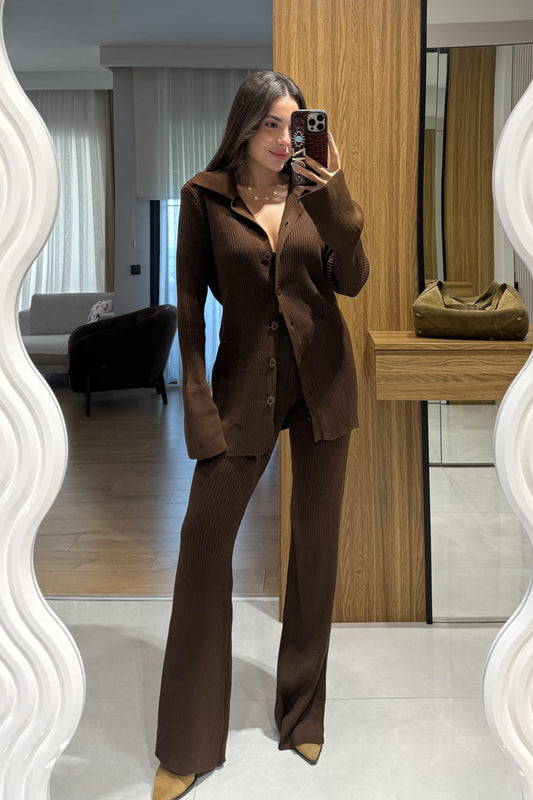 Kais Kahve Triko Düğmeli Takım