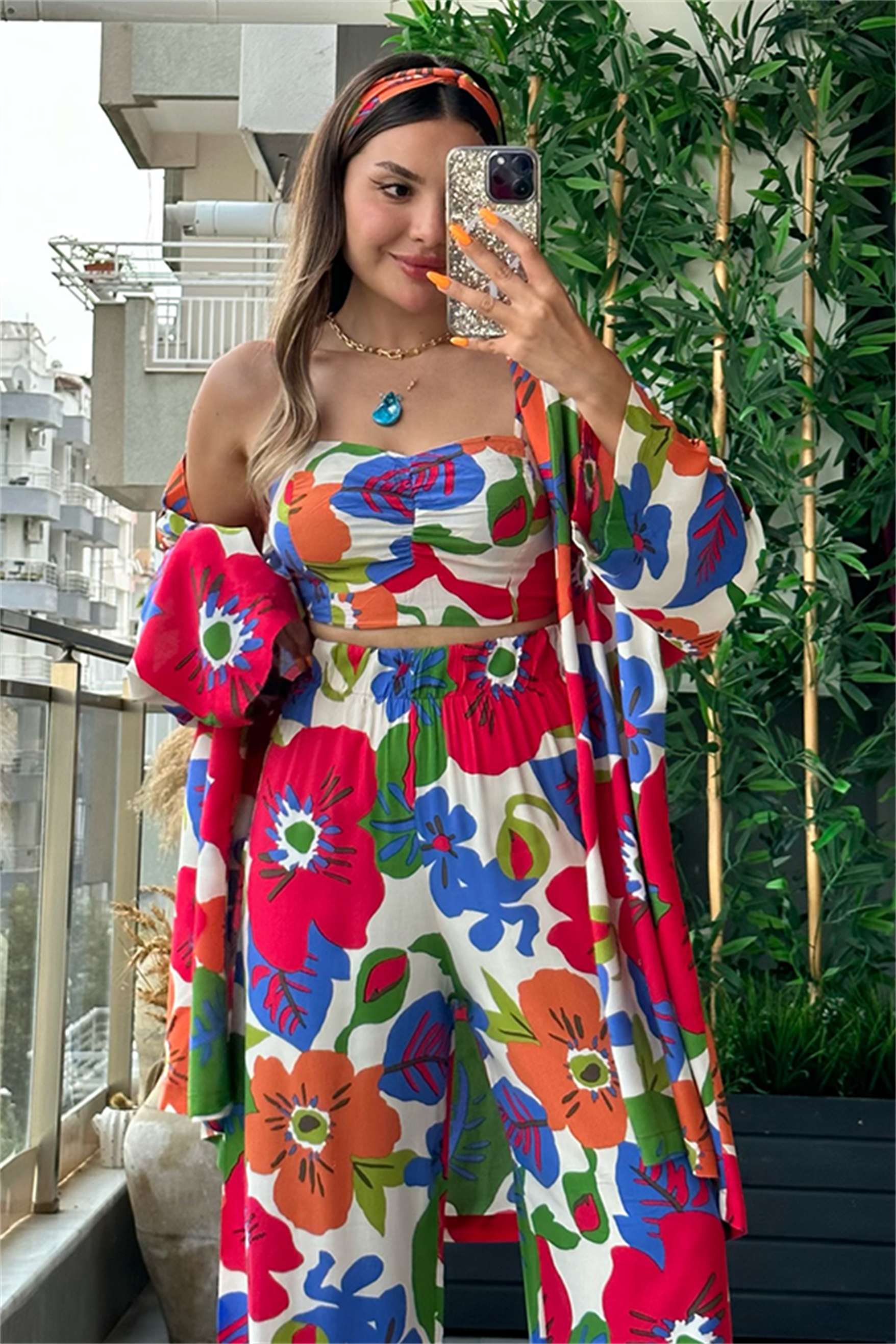 Kenneth kırmızı ağırlıklı çiçekli kimonolu takım