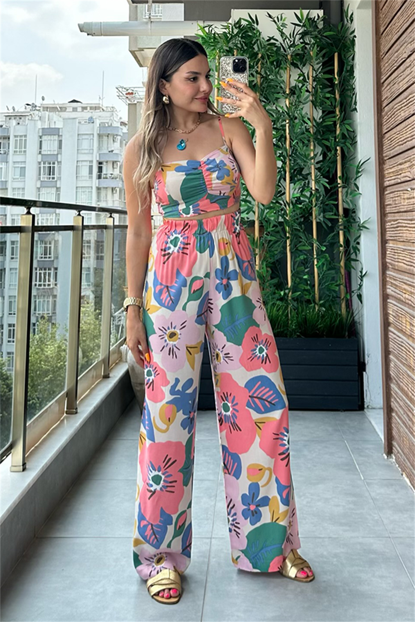 Kenneth pembe ağırlıklı çiçekli kimonolu takım