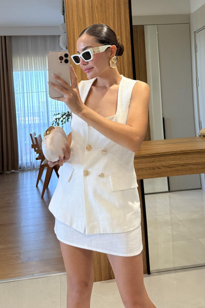 Kokia Beyaz Gold Düğmeli Yelek Etek Takım