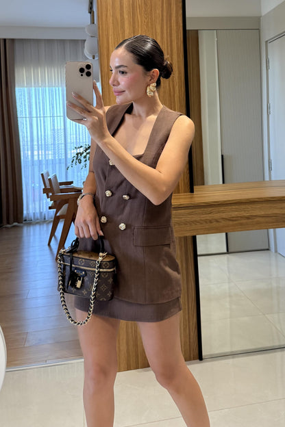 Kokia Kahve Gold Düğmeli Yelek Etek Takım