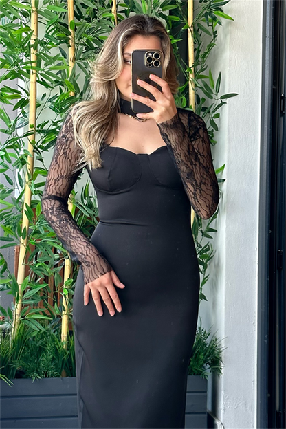 Kolları dantel kalp yaka kalem elbise