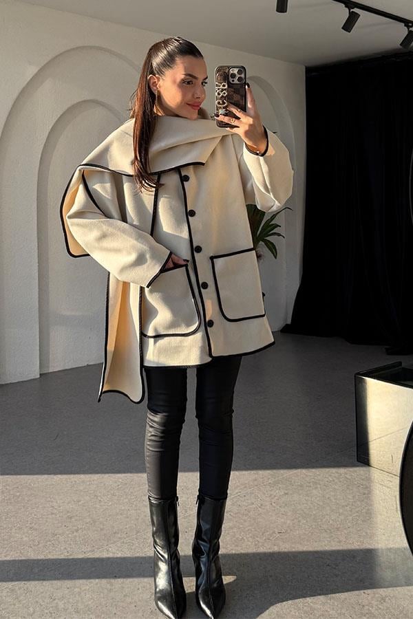 Krizia Krem Atkılı Kaşe Kaban