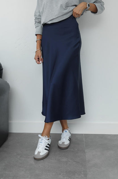 LACIVERT KREP SATEN ETEK