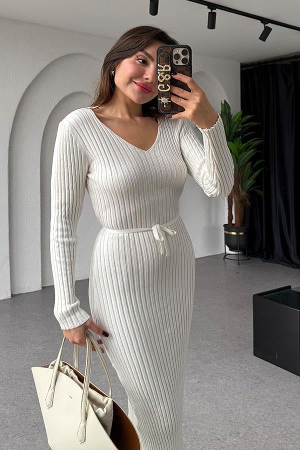 Lara Bel Kuşaklı Ekru Elbise