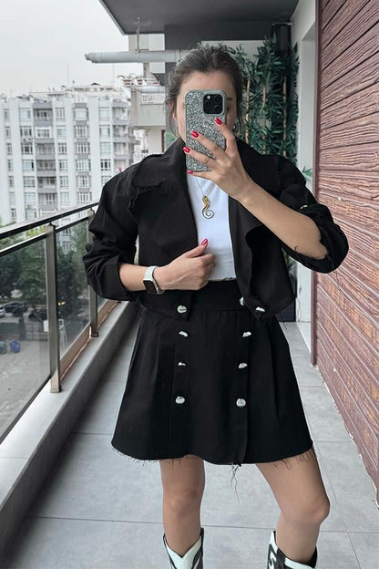 Lasury Düğme Detaylı Etek Ceket Takım-Siyah