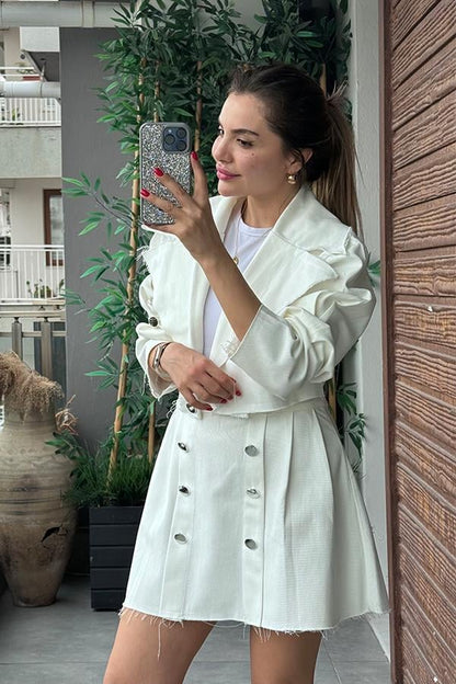Lasury Düğme Detaylı Etek Ceket Takım-Beyaz