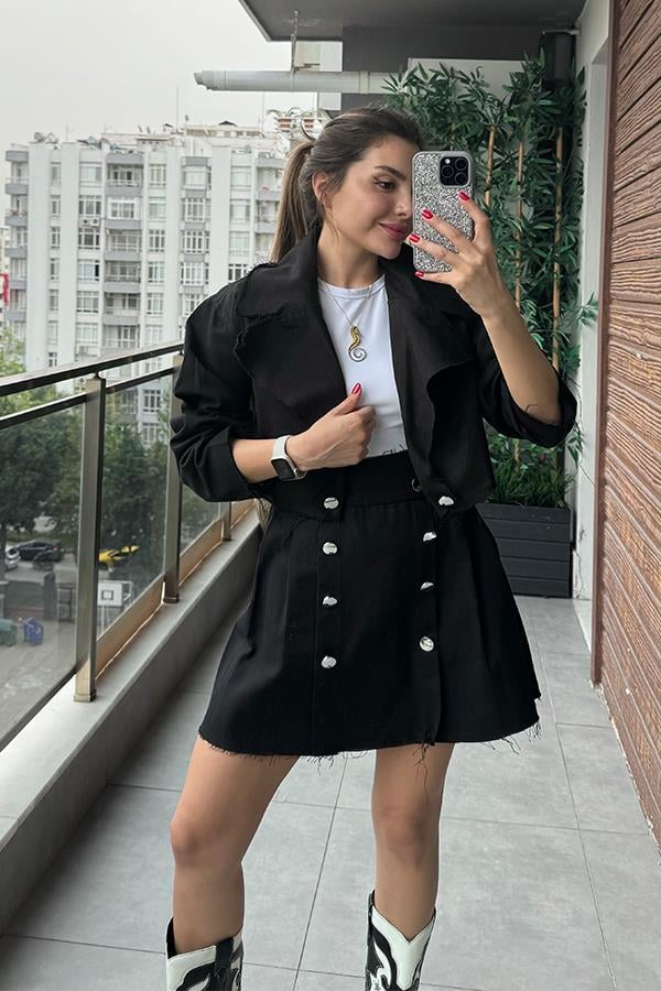 Lasury Düğme Detaylı Etek Ceket Takım-Siyah