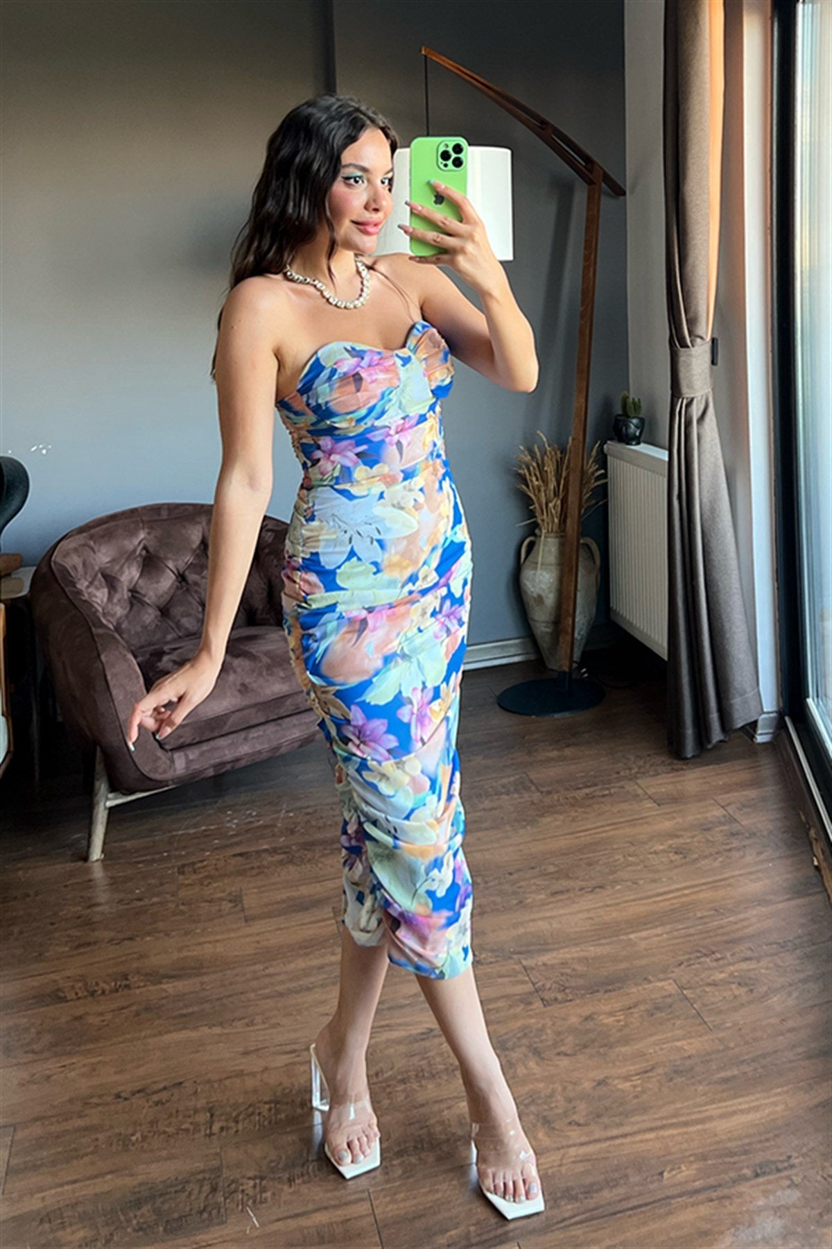 Lavender straplez çiçekli mavi elbise