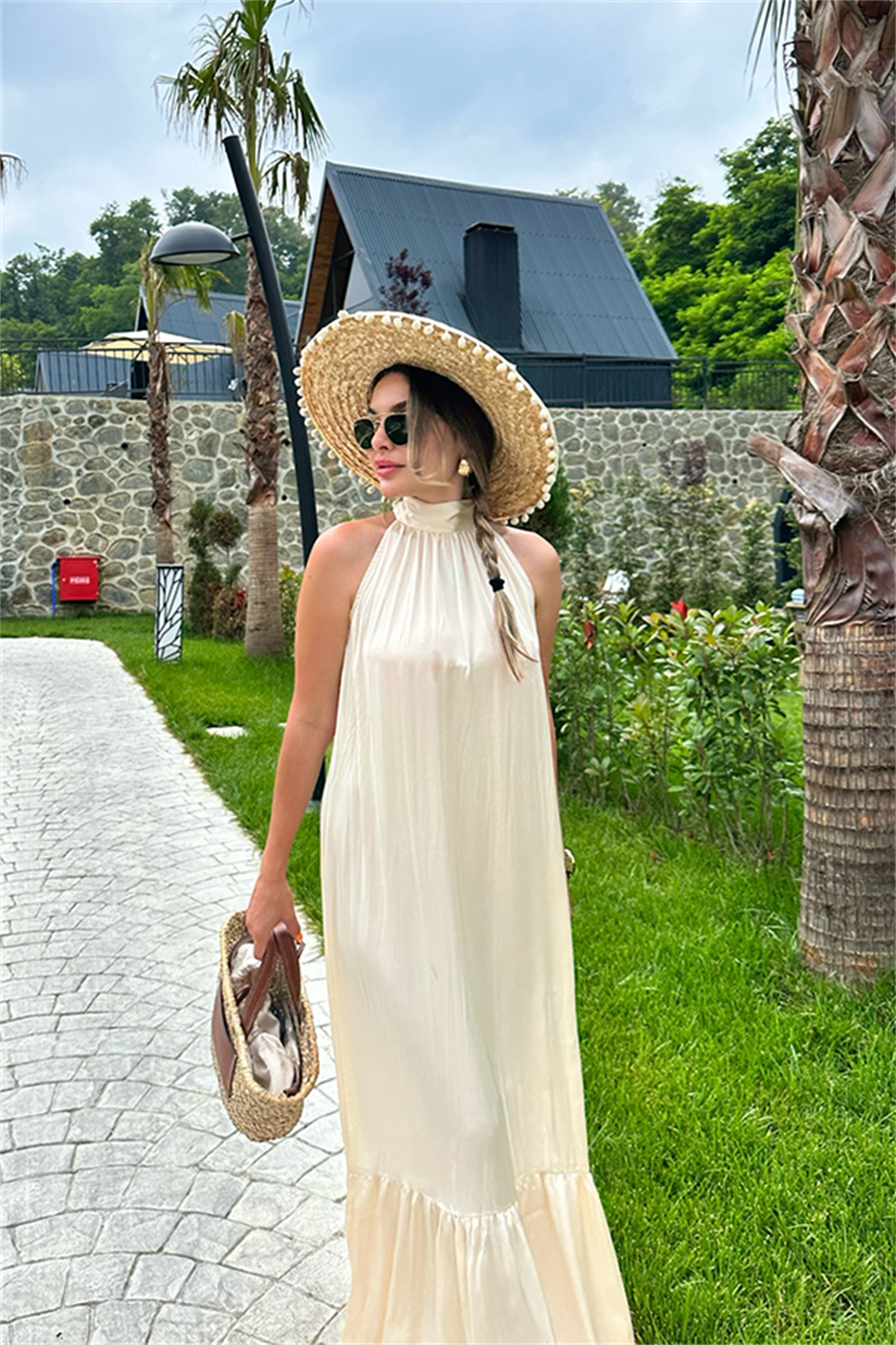 Krem maxi saten elbise