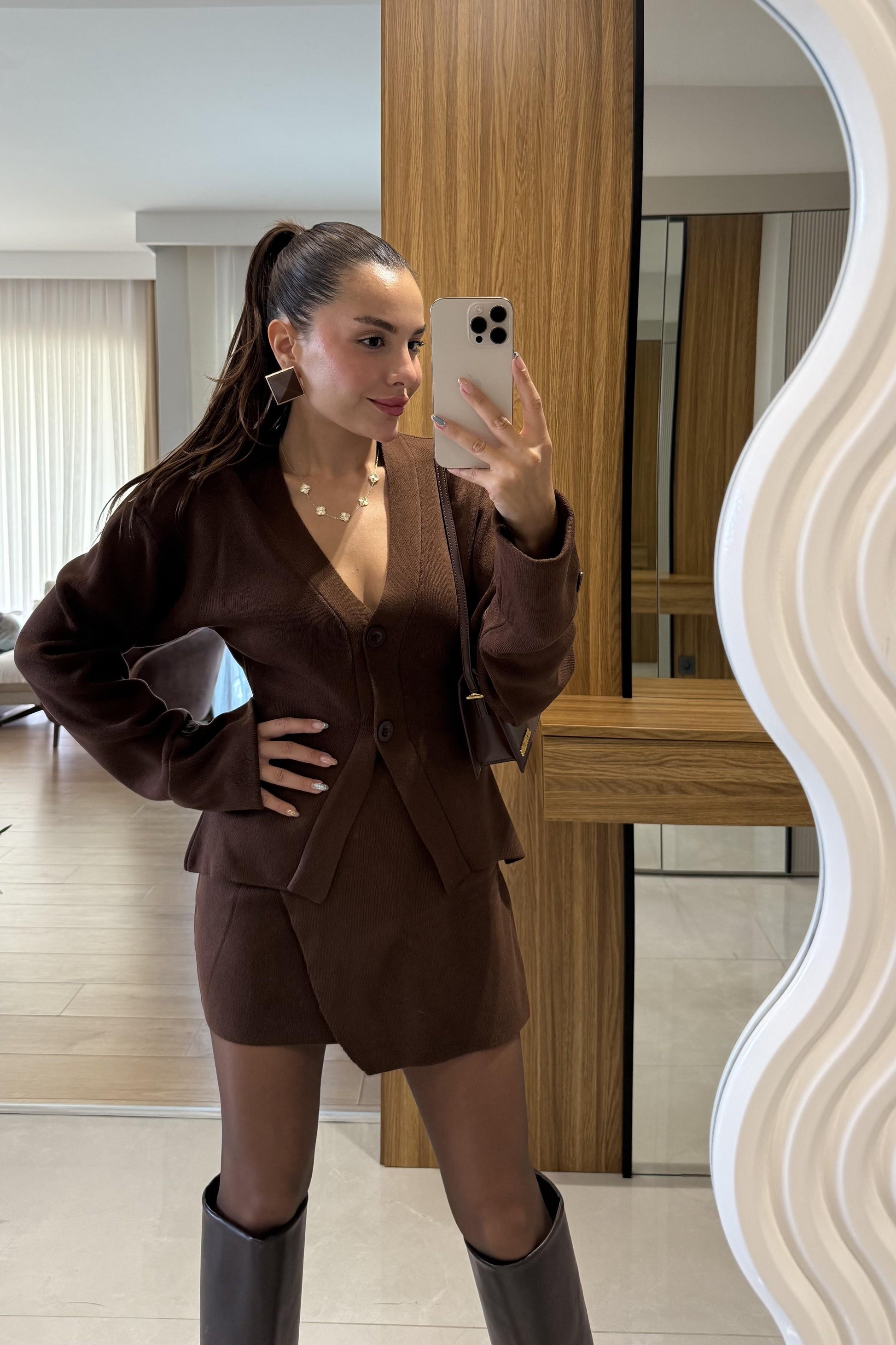 Linzy Kahve Belden Oturtmalı Takım