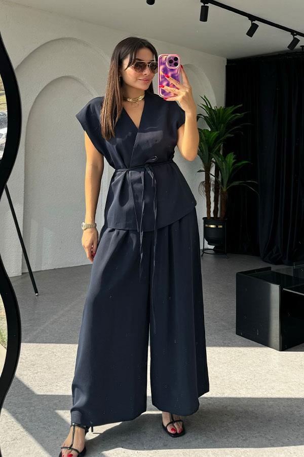 Lola Bağlamalı Geniş Paça Lacivert Takım