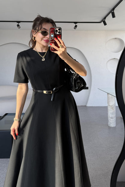 Long Siyah Kısa Kollu Volanlı Elbise
