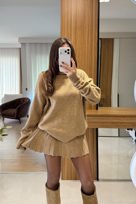 Lucien Camel Balıkçı Yaka Triko Etekli Takım