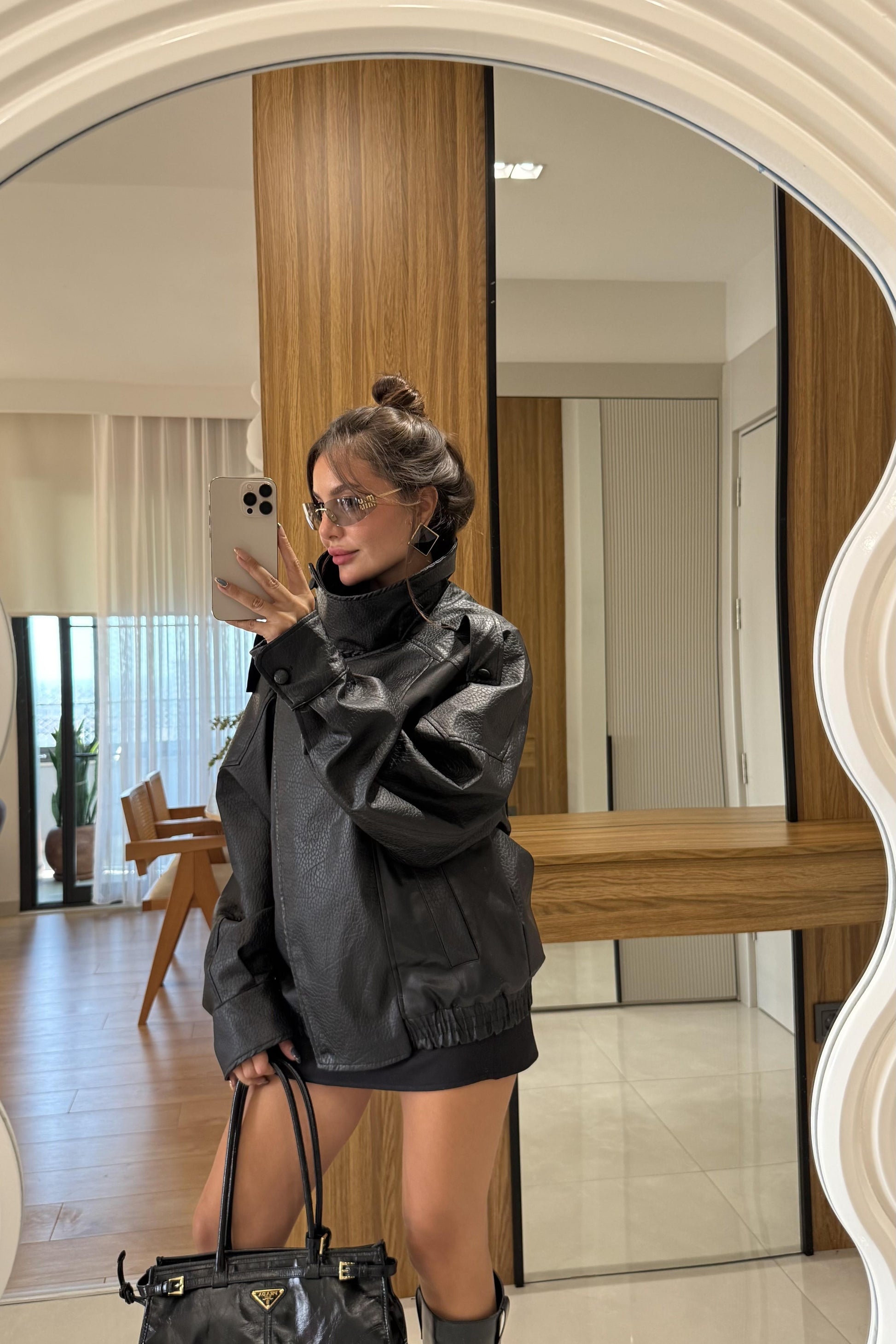 Macoron Siyah Pütürlü Deri Ceket