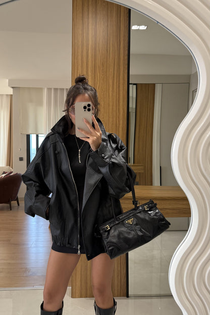 Macoron Siyah Pütürlü Deri Ceket