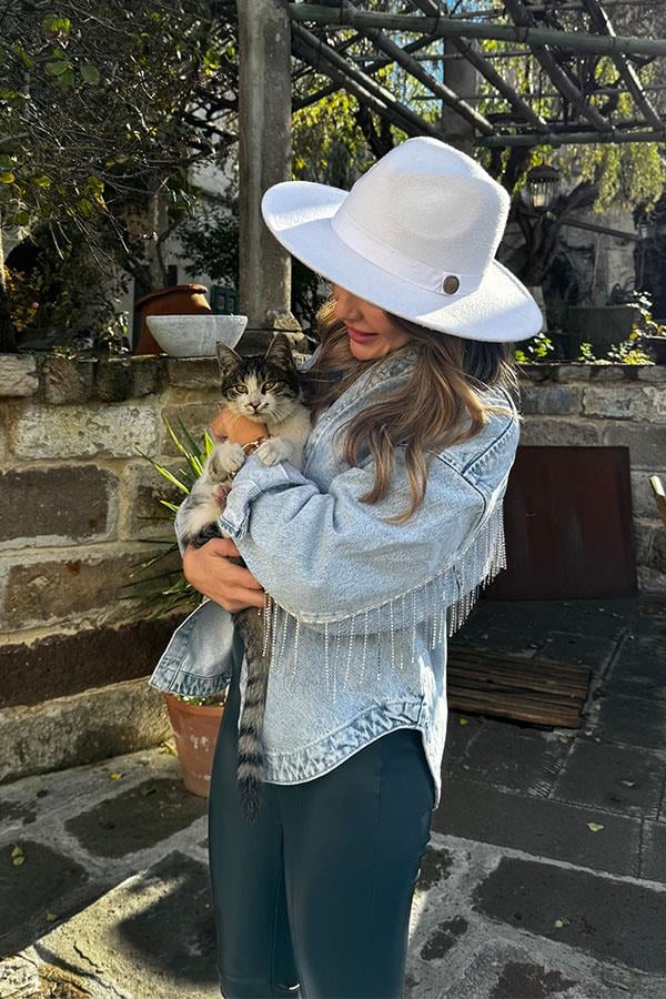 Maika Arkası Taşlı Kot Ceket