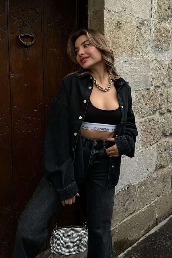 Maika Arkası Taşlı Siyah Kot Ceket