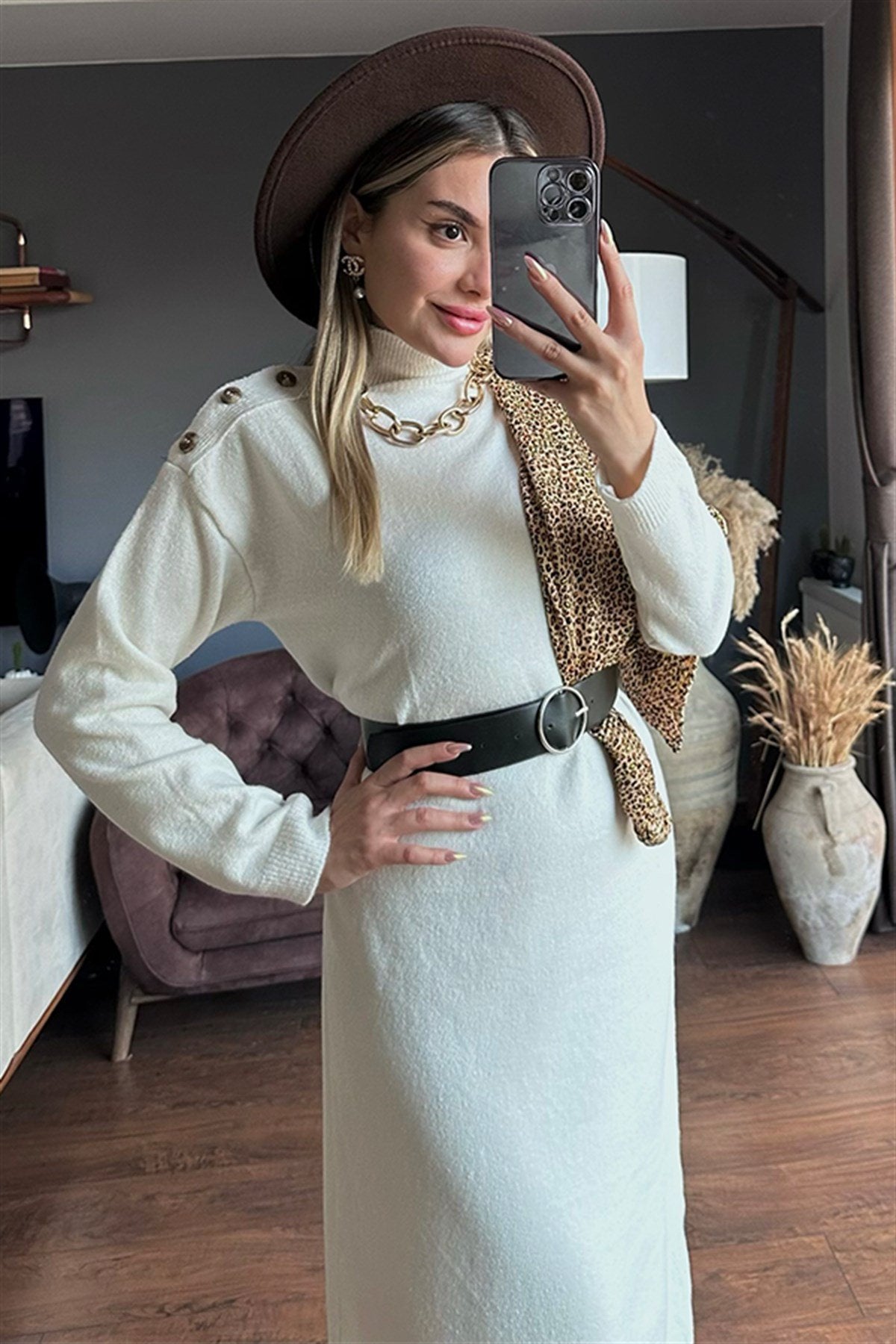 Mango düğme detaylı triko elbise