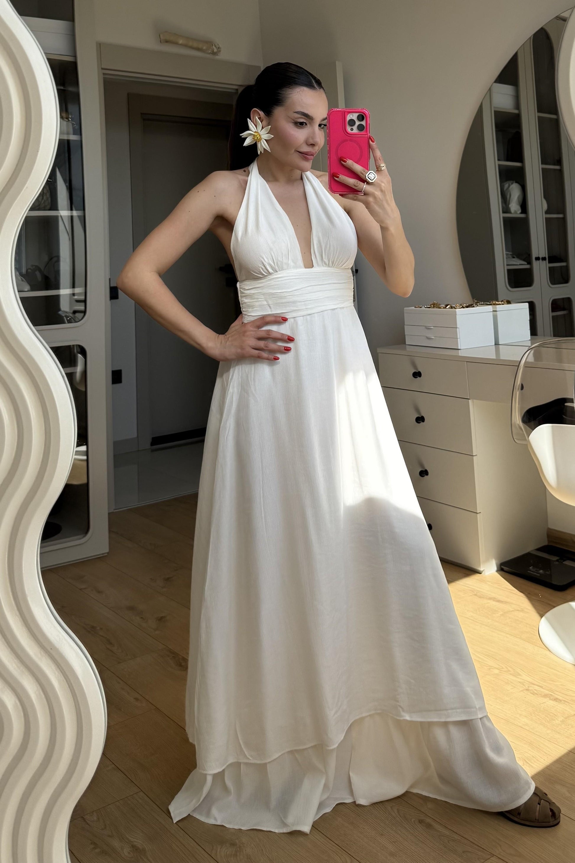 Margot Beyaz Boyundan Bağlamalı Elbise