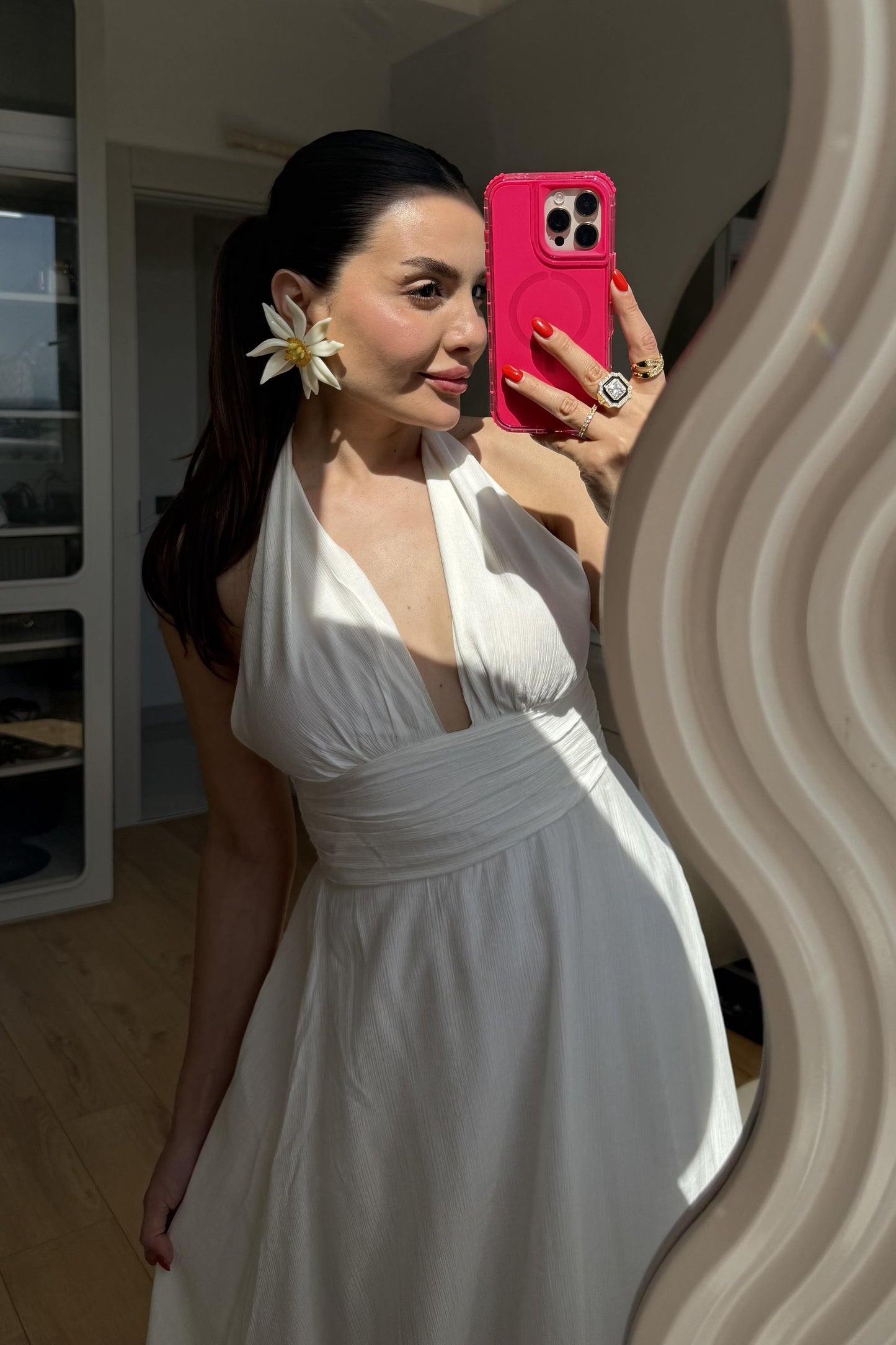 Margot Beyaz Boyundan Bağlamalı Elbise