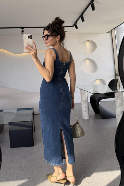 Marian Arkası Yırtmaçlı Denim Elbise